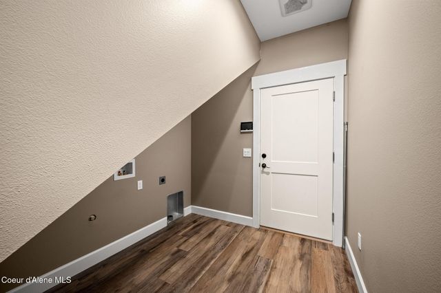 32926 N 10th AVE, Spirit Lake, ID 83869