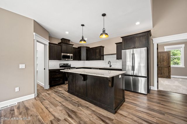 32926 N 10th AVE, Spirit Lake, ID 83869