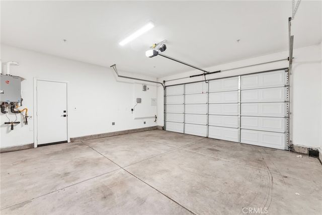 19794 Barnfield Place, Riverside, CA 92507