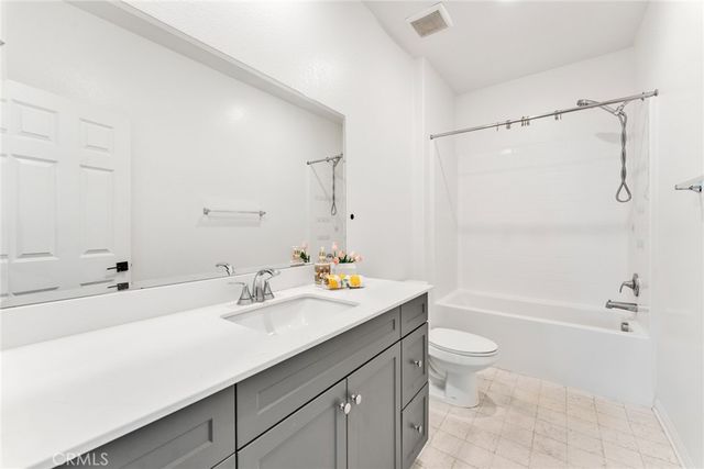19794 Barnfield Place, Riverside, CA 92507