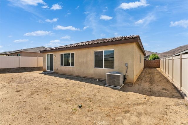 19794 Barnfield Place, Riverside, CA 92507