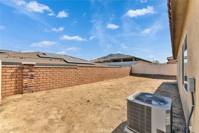 19794 Barnfield Place, Riverside, CA 92507