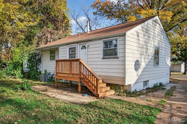 437 Lanark Road, St Louis, MO 63137