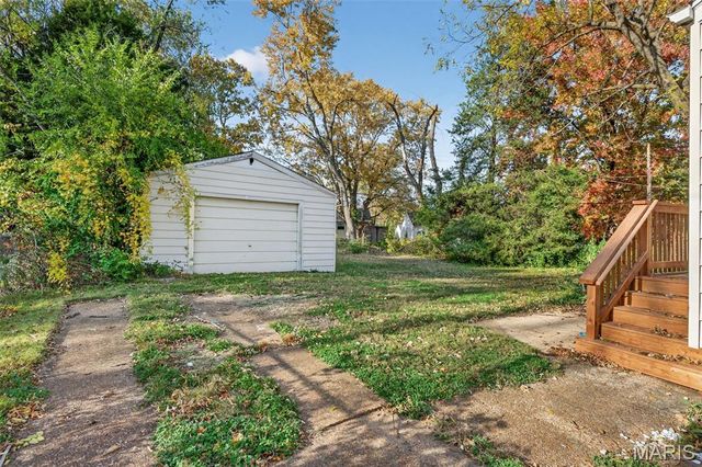 437 Lanark Road, St Louis, MO 63137