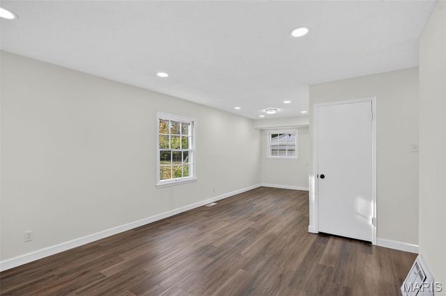 437 Lanark Road, St Louis, MO 63137