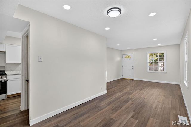 437 Lanark Road, St Louis, MO 63137