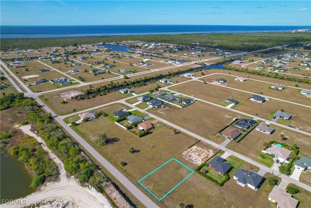 3905 Caloosa PKWY N, Cape Coral, FL 33993