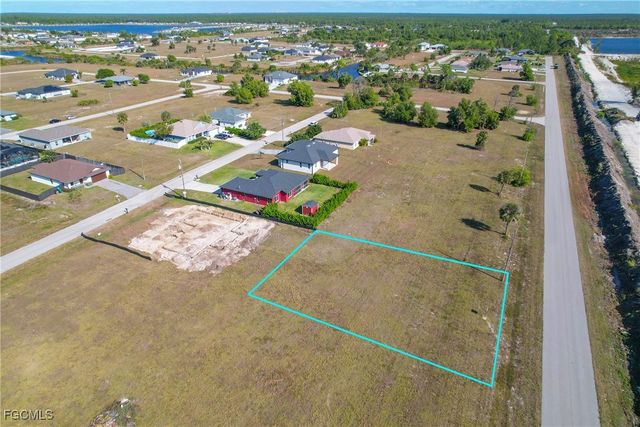 3905 Caloosa PKWY N, Cape Coral, FL 33993