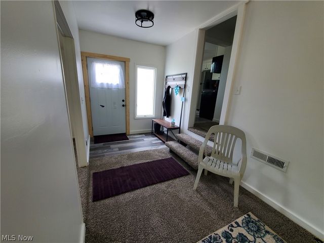 724 Briggs Road, Leavittsburg, OH 44430