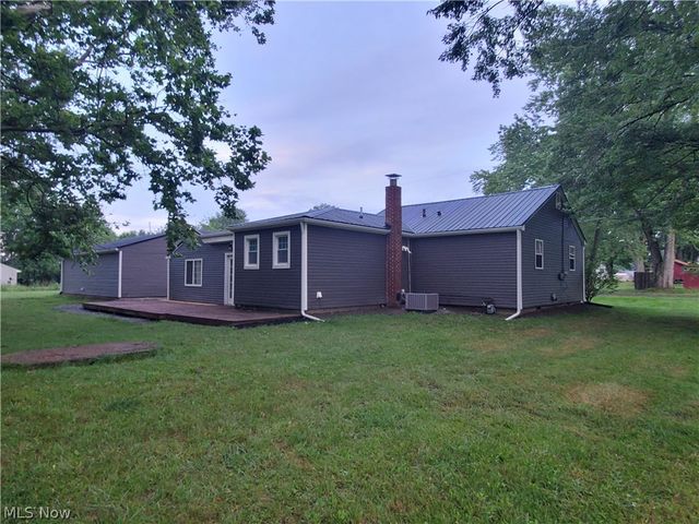 724 Briggs Road, Leavittsburg, OH 44430