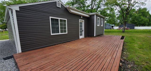 724 Briggs Road, Leavittsburg, OH 44430