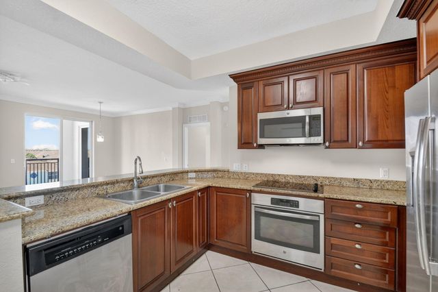 1660 Renaissance Commons Boulevard 2517, Boynton Beach, FL 33426