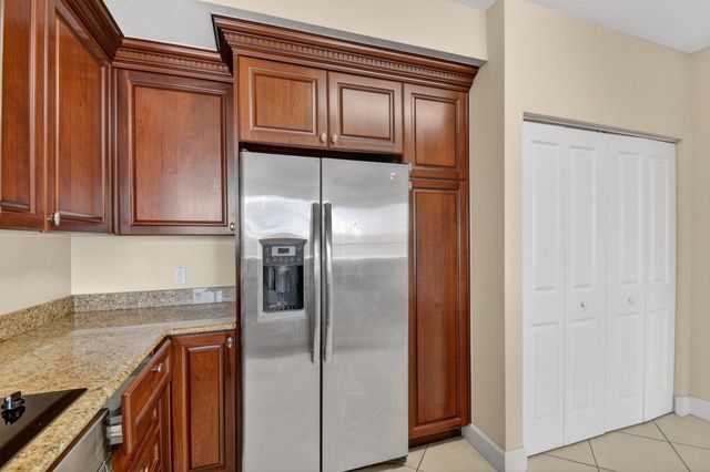 1660 Renaissance Commons Boulevard 2517, Boynton Beach, FL 33426