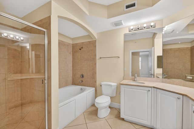 1660 Renaissance Commons Boulevard 2517, Boynton Beach, FL 33426