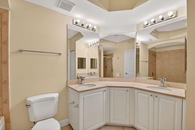 1660 Renaissance Commons Boulevard 2517, Boynton Beach, FL 33426