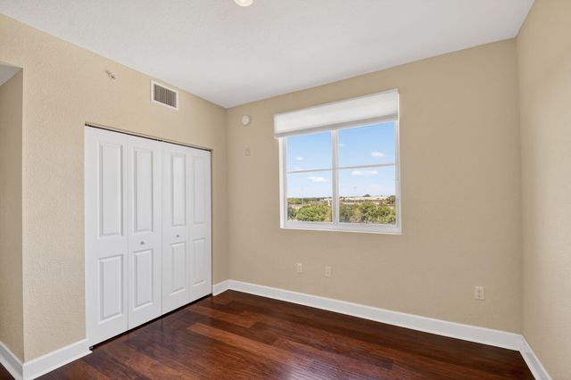 1660 Renaissance Commons Boulevard 2517, Boynton Beach, FL 33426