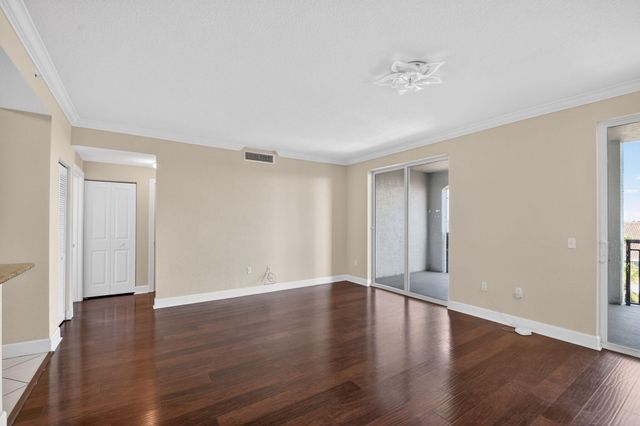 1660 Renaissance Commons Boulevard 2517, Boynton Beach, FL 33426
