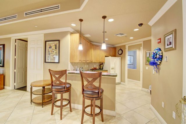 1660 Renaissance Commons Boulevard 2517, Boynton Beach, FL 33426