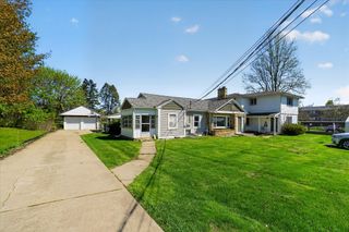 176 Oakhurst Avenue, Kalamazoo City, MI 49001