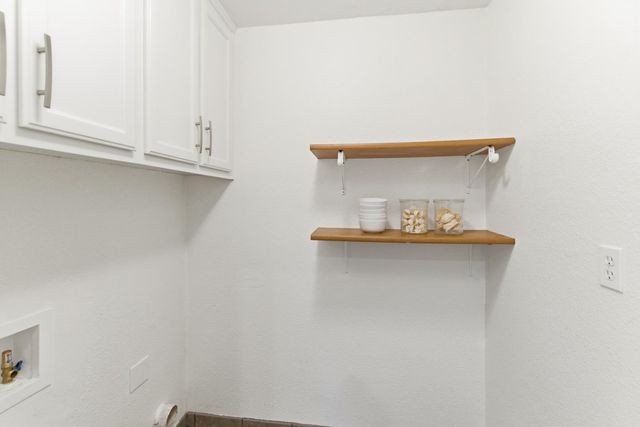 12 Baycrest Way, South San Francisco, CA 94080