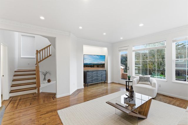 12 Baycrest Way, South San Francisco, CA 94080