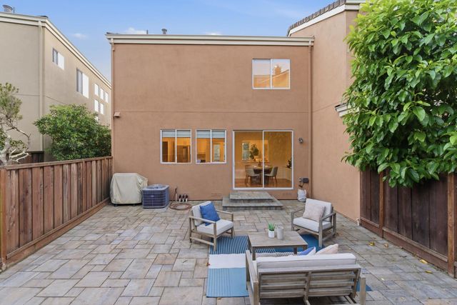 12 Baycrest Way, South San Francisco, CA 94080