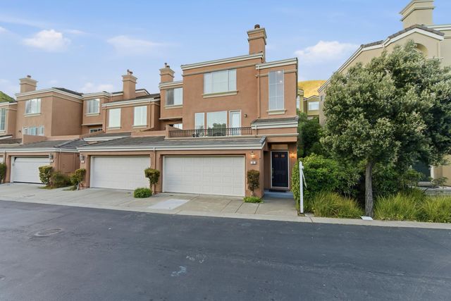 12 Baycrest Way, South San Francisco, CA 94080