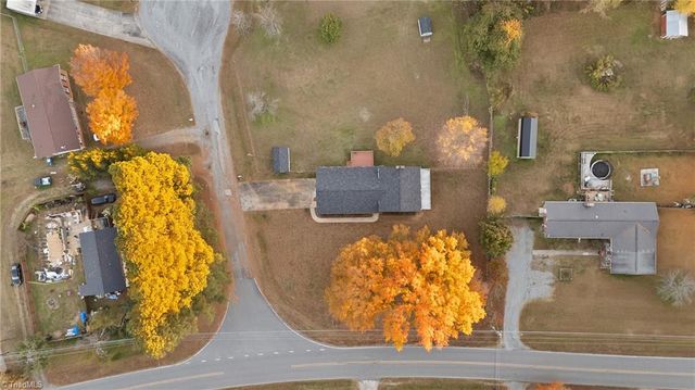 6201 Hagan Stone Park Road, Pleasant Garden, NC 27313