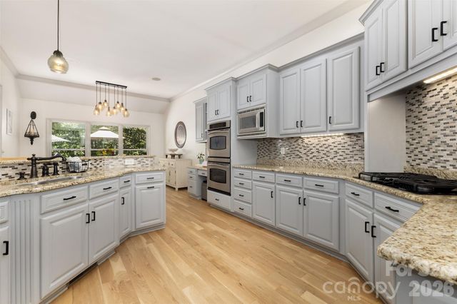 2418 Talbot Court, Sherrills Ford, NC 28673