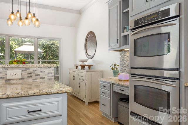 2418 Talbot Court, Sherrills Ford, NC 28673