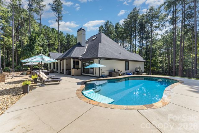 2418 Talbot Court, Sherrills Ford, NC 28673