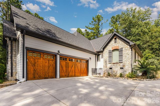 2418 Talbot Court, Sherrills Ford, NC 28673