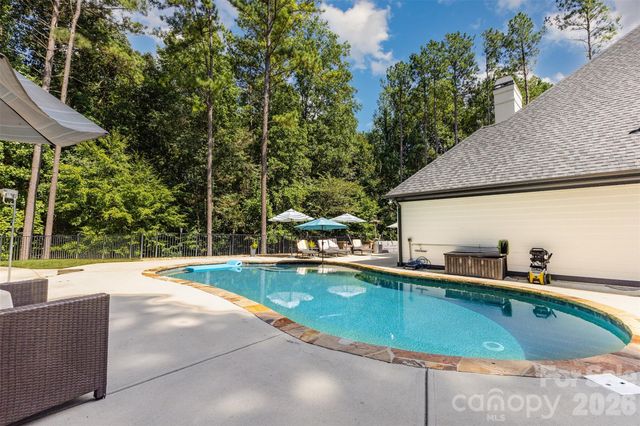 2418 Talbot Court, Sherrills Ford, NC 28673