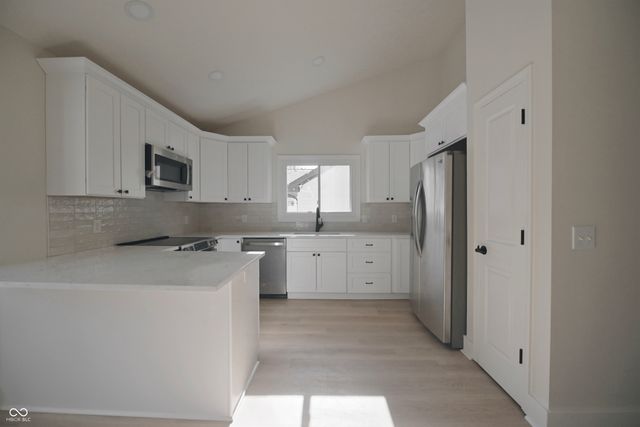 9939 Estep Drive, Carmel, IN 46280