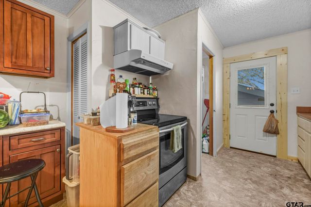 5283 S CR 2869, Hawkins, TX 75765