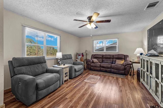 5283 S CR 2869, Hawkins, TX 75765