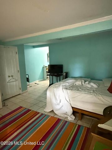 495 Gay Avenue, Gulfport, MS 39507