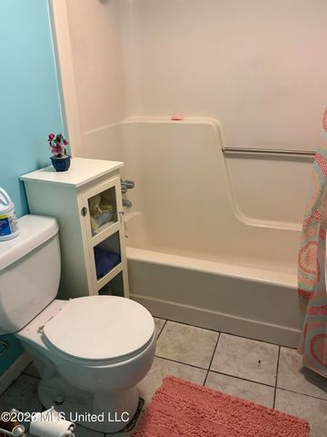 495 Gay Avenue, Gulfport, MS 39507