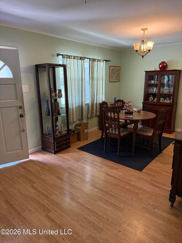 495 Gay Avenue, Gulfport, MS 39507