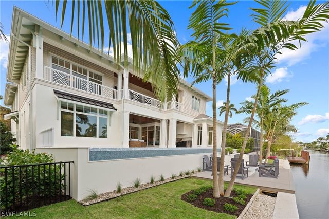 408 16th AVE S, Naples, FL 34102