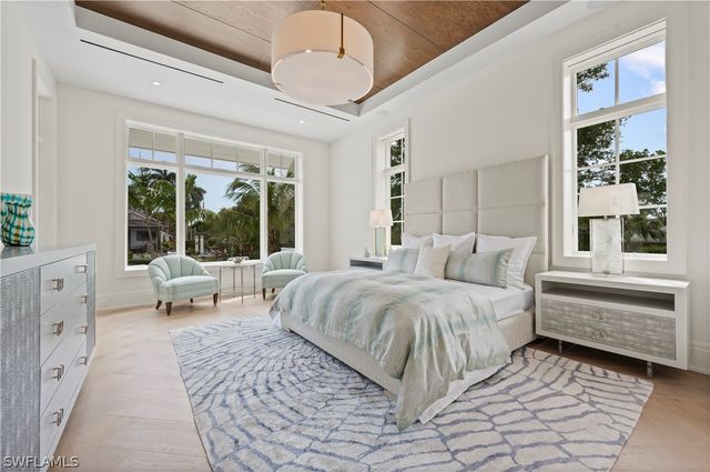 408 16th AVE S, Naples, FL 34102