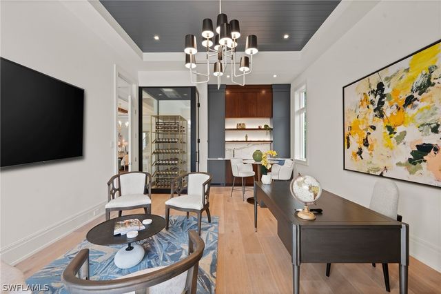 408 16th AVE S, Naples, FL 34102