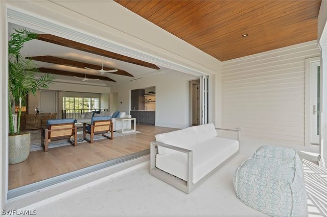 408 16th AVE S, Naples, FL 34102