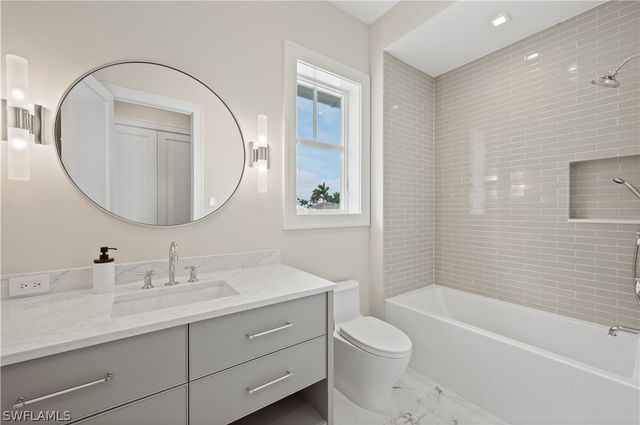 408 16th AVE S, Naples, FL 34102