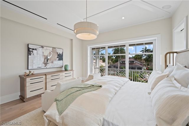 408 16th AVE S, Naples, FL 34102