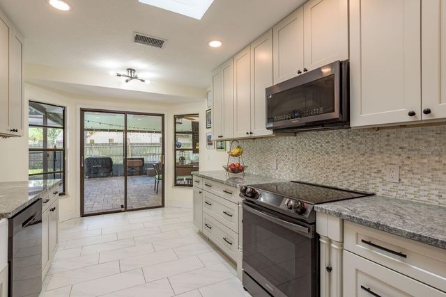 2830 VALENCIA LANE W, Palm Harbor, FL 34684