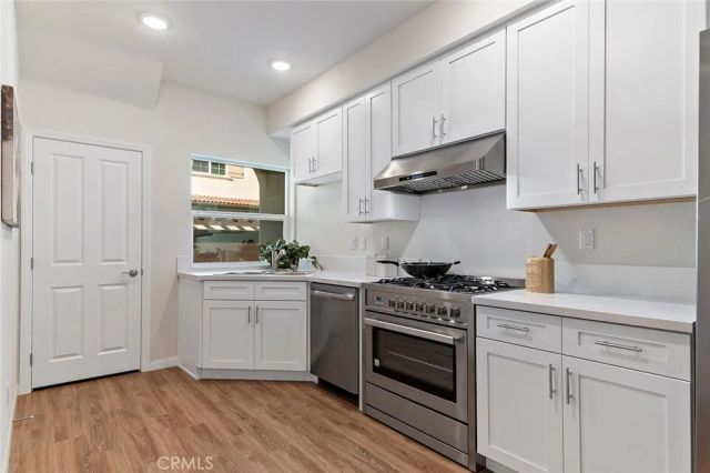 961 E Phillips Boulevard 01, Pomona, CA 91766