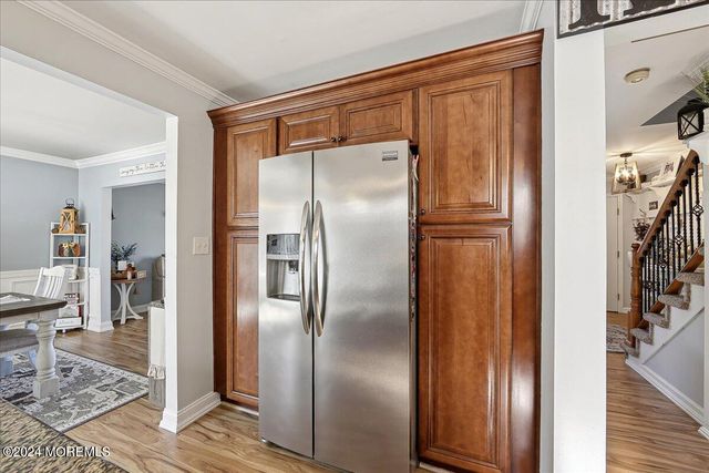 33 Bronia Street, Howell, NJ 07731