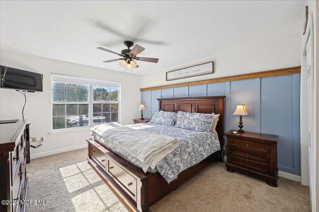 33 Bronia Street, Howell, NJ 07731