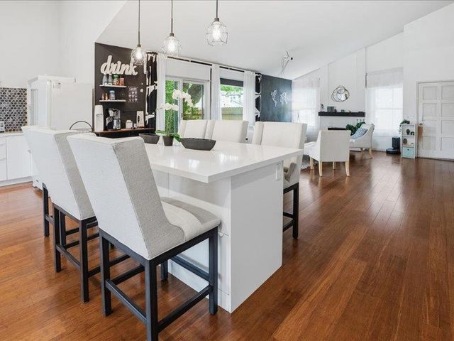 5405 Century Park Way, San Jose, CA 95111